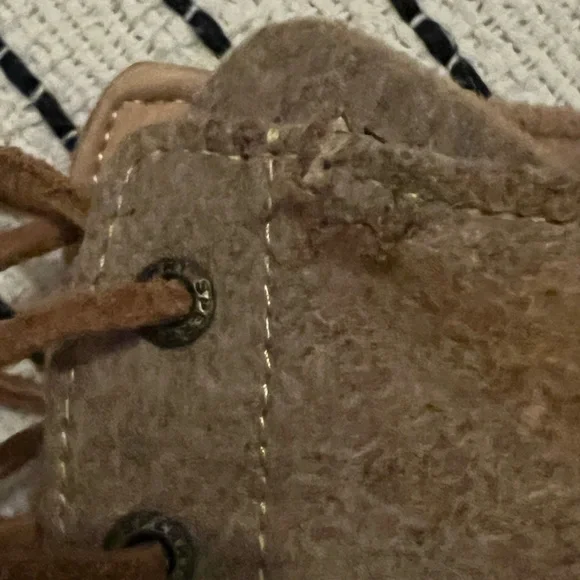 Sperry Burgundy and Tan Chunky Heel Duck Boots, size 9.5 - Picture 11 of 13